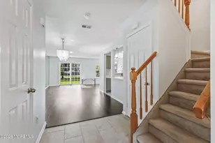 761 Banyan Ct, Morganville, NJ 07751 - Photo 4