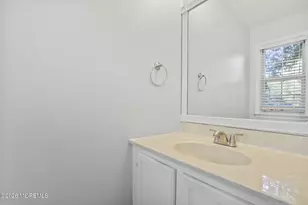 761 Banyan Ct, Morganville, NJ 07751 - Photo 24