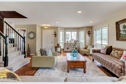 226 Teasdale Place, Morganville, NJ 07751 - Photo 6