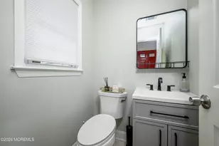 136 Woodmere Dr, Sayreville, NJ 08859 - Photo 12