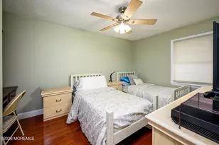 136 Woodmere Dr, Sayreville, NJ 08859 - Photo 14
