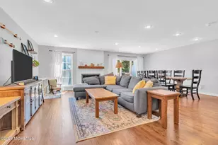 110 Sea spray Ln, Neptune Township, NJ 07753 - Photo 8