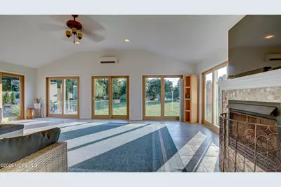 445 Paxson Avenue, Hamilton Square, NJ 08690 - Photo 18