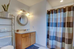 445 Paxson Ave, Hamilton Square, NJ 08690 - Photo 32