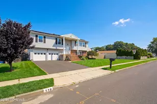 119 Pine Needle St, Howell Township, NJ 07731 - Photo 2