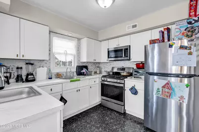 934 Jessica Court, Lakewood, NJ 08701 - Photo 14