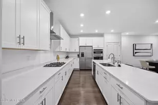 602 Pilot St, Marlboro Township, NJ 07746 - Photo 10