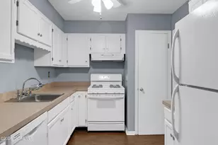 81 Wigwam Ln, Tinton Falls, NJ 07724 - Photo 8