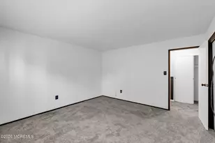60 Manchester Ct, Freehold, NJ 07728 - Photo 18
