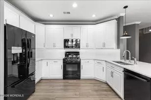 169 Princeton Oval, Freehold, NJ 07728 - Photo 10