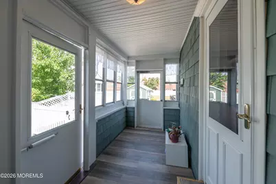 18 Tower Hill Avenue, Red Bank, NJ 07701 - Photo 22