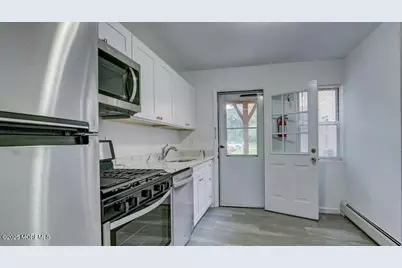 728 Greens Avenue #3, Long Branch, NJ 07740 - Photo 2
