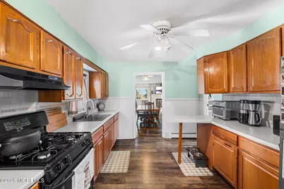 113 Illinois Avenue, Waretown, NJ 08758 - Photo 12