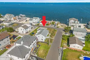113 Illinois Ave, Waretown, NJ 08758 - Photo 4