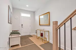 11 Valiant Ct, Middletown, NJ 07748 - Photo 4