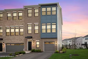 11 Valiant Ct, Middletown, NJ 07748 - Photo 1