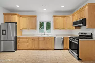 245 Westervelt Pl, Lodi, NJ 07644 - Photo 18
