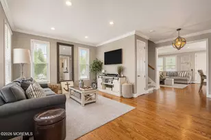 71 Compton St, Belford, NJ 07718 - Photo 8