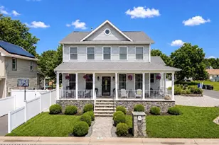 71 Compton St, Belford, NJ 07718 - Photo 2