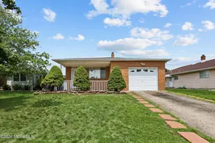 15 Spanish Wells St, Toms River Township, NJ 08757 - Photo 2