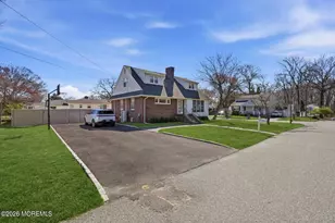 227 Chatham Ave, Oakhurst, NJ 07755 - Photo 40