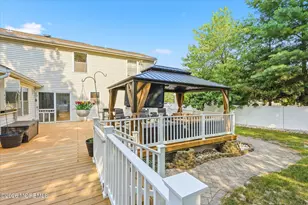 1117 S Maplecrest Ct, Toms River Township, NJ 08753 - Photo 44