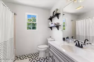 248 Church St, Belford, NJ 07718 - Photo 26