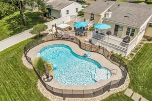 11 Forest Dr, Middletown, NJ 07748 - Photo 10