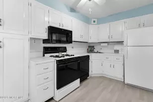 85 Campbell St, Red Bank, NJ 07701 - Photo 10