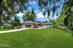 28 Five Points Road, Freehold, NJ 07728 - Photo 2