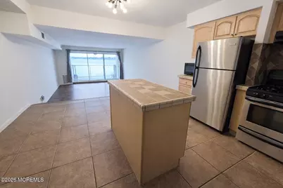 138 Bodman Place #11, Red Bank, NJ 07701 - Photo 6