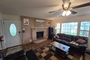 33 Middlebury Ln, Willingboro, NJ 08046 - Photo 4