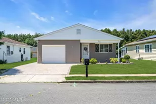11 Burgess Ct, Toms River Township, NJ 08757 - Photo 4