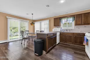 11 Burgess Ct, Toms River Township, NJ 08757 - Photo 16