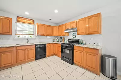 617 Morningside Avenue, Union Beach, NJ 07735 - Photo 14