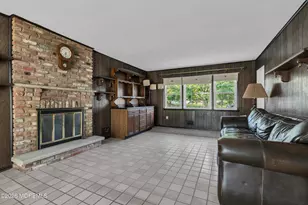 135 Coachman Dr N, Freehold, NJ 07728 - Photo 46