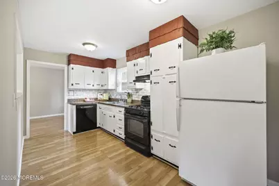 13 Maple Lane, Howell Township, NJ 07731 - Photo 8