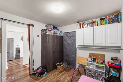 20 Harbor Circle, Freehold, NJ 07728 - Photo 18