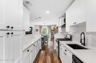 20 Harbor Cir, Freehold, NJ 07728 - Photo 14