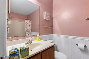 20 Harbor Cir, Freehold, NJ 07728 - Photo 32