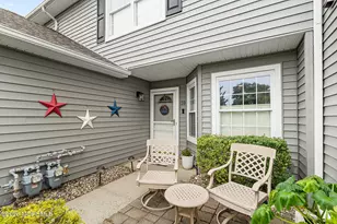20 Harbor Cir, Freehold, NJ 07728 - Photo 4