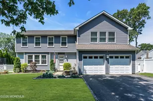 4 Laurel Crest Dr, Howell Township, NJ 07731 - Photo 2