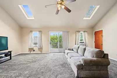 628 Surf Avenue, Beachwood, NJ 08722 - Photo 8