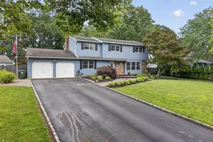 146 Juniper Dr, Freehold, NJ 07728 - Photo 4
