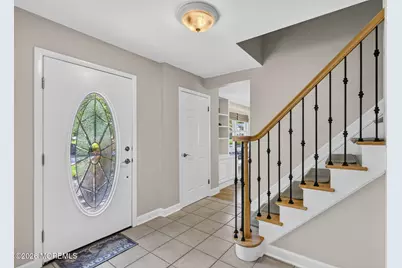 146 Juniper Drive, Freehold, NJ 07728 - Photo 8