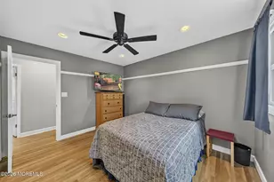 146 Juniper Dr, Freehold, NJ 07728 - Photo 36