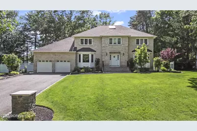 58 Jeanine Court, Manalapan Township, NJ 07726 - Photo 2