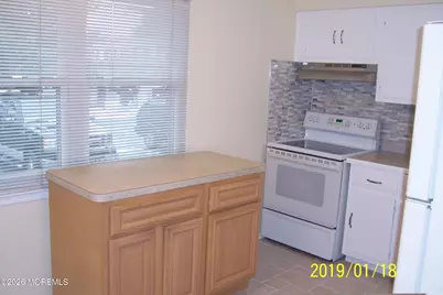 2002 Silver Court #2002, Hamilton Township, NJ 08690 - Photo 2