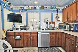 105 E Bay Ave, Manahawkin, NJ 08050 - Photo 12