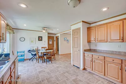 22 Easy Street, Freehold, NJ 07728 - Photo 14
